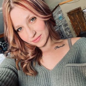 Meet your Posher, Lacey